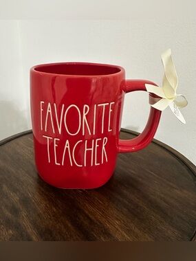 Rae Dunn Favorite Teacher Red Apple Mug | Artisan Collection by Magenta | NWT